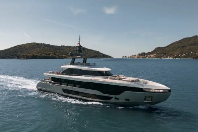 Azimut 116 — Yacht Hire Marbella, Marbella