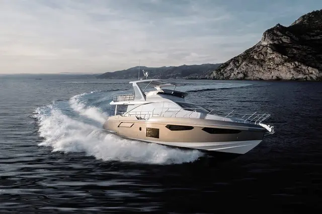 Azimut 60 Fly — Yacht Hire Marbella, Marbella