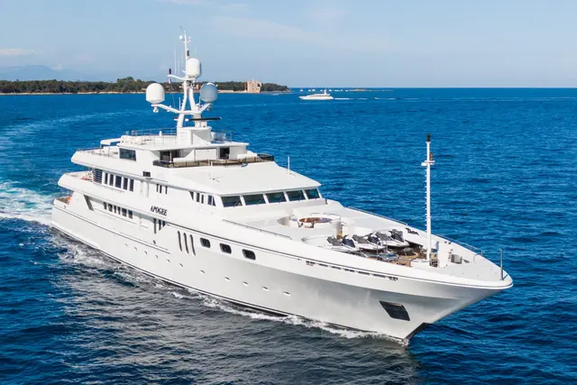 Apogee — Yacht Hire Marbella, Marbella