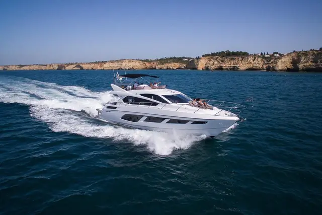 Manhattan 65 — Yacht Hire Marbella, Marbella