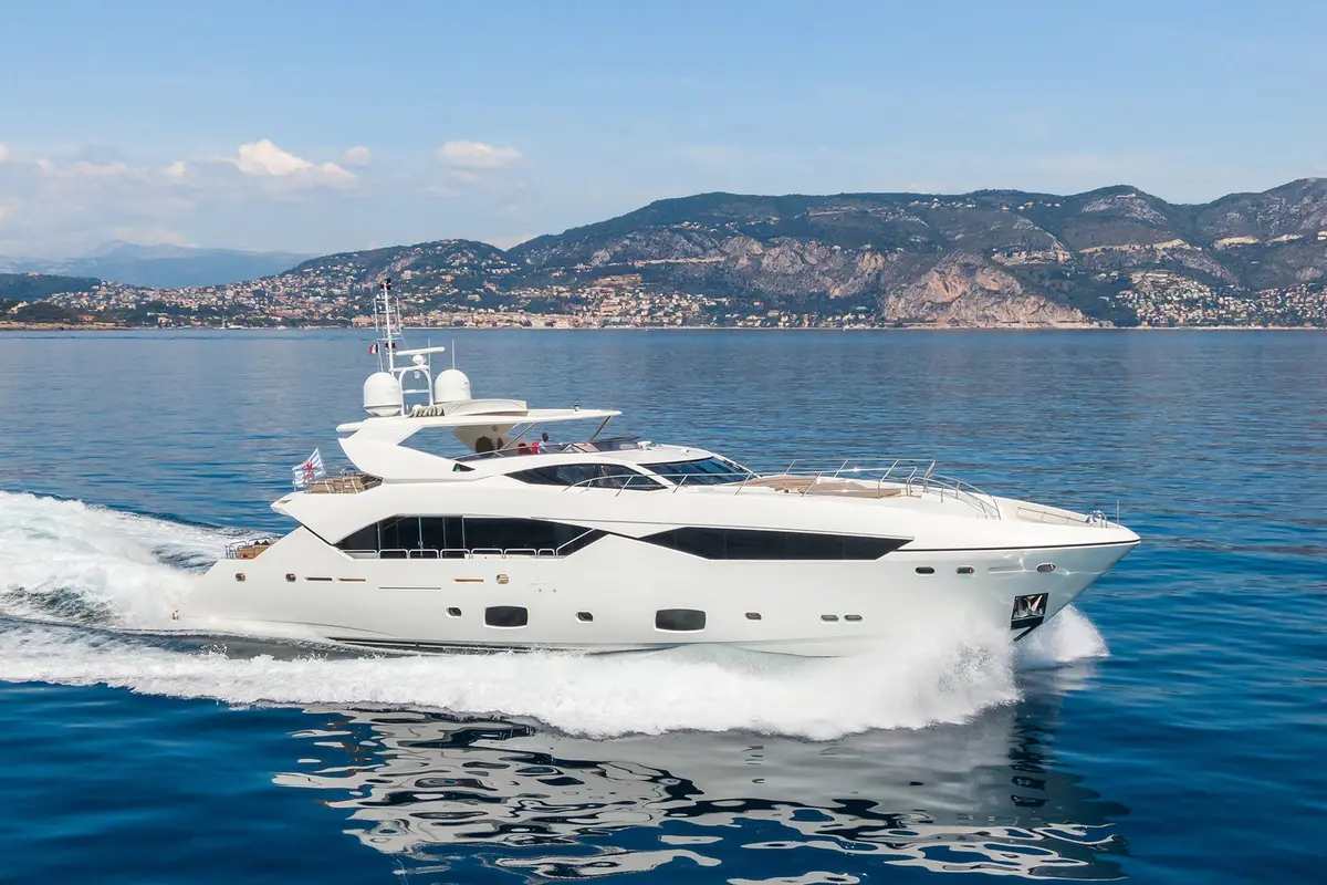 Sunseeker 115, main deck — Yacht Hire Marbella, Marbella. Wide decks and easy swim access along the coast