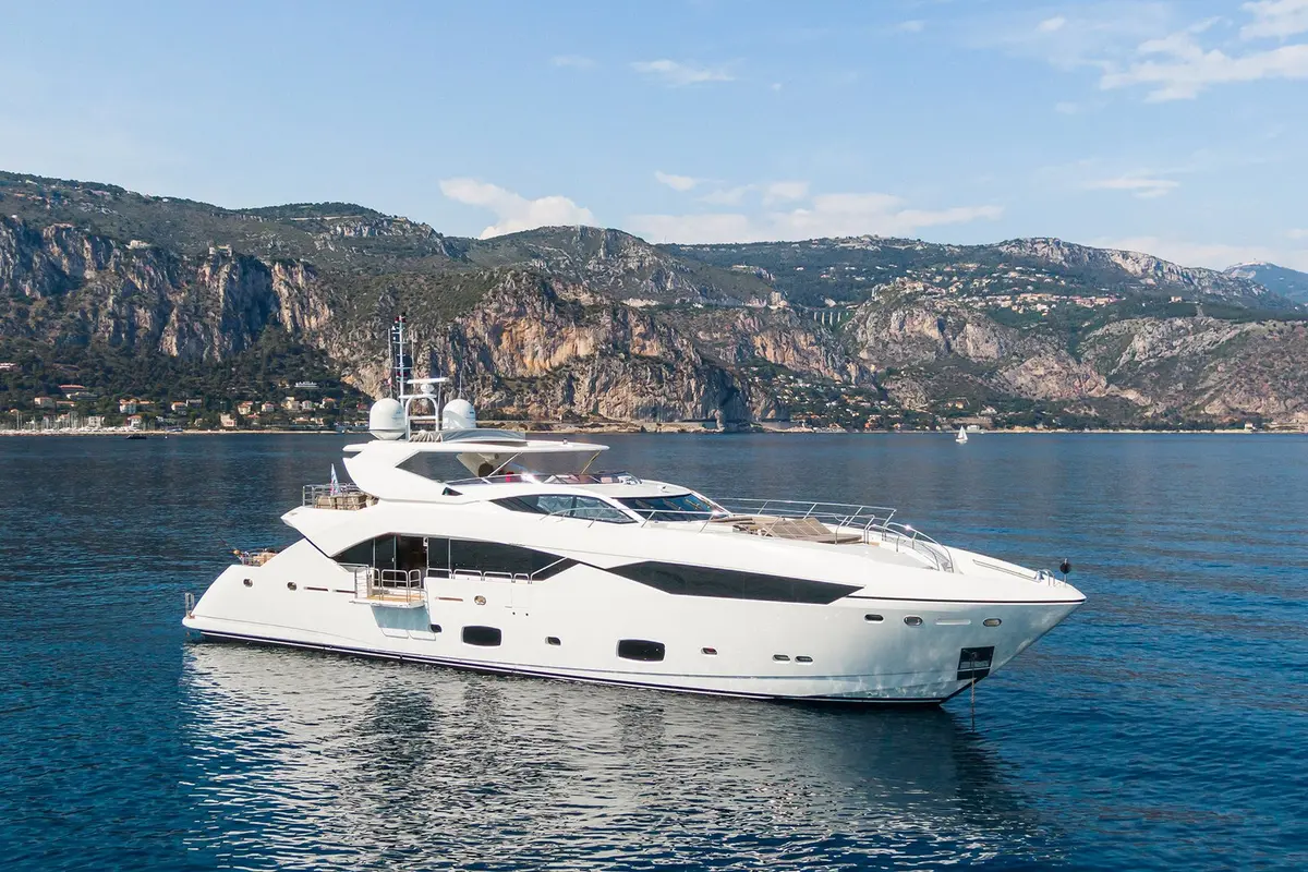 Sunseeker 115, aft deck — Yacht Hire Marbella, Marbella. Wide decks and easy swim access along the coast